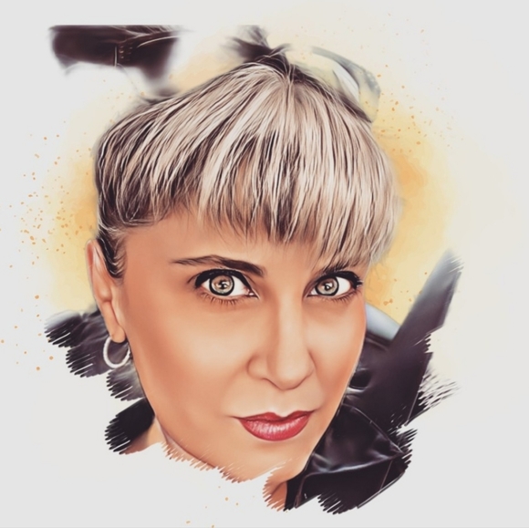 Meet your Posher, Heidi - Picture 2 of 2